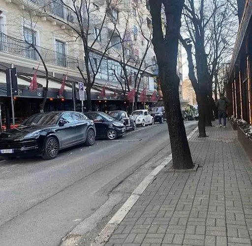 Вилла Location 3-floor With 6 Bedrooms *