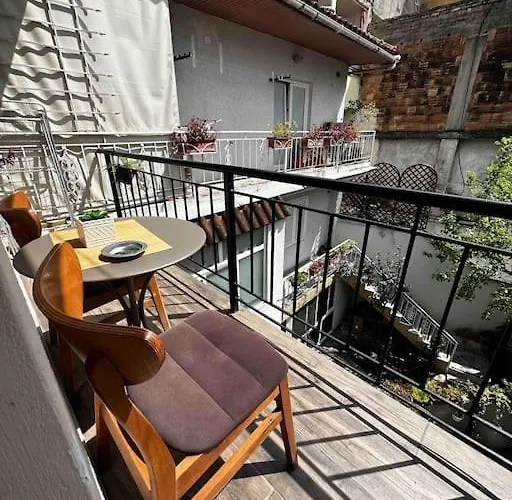 Вилла Location 3-floor With 6 Bedrooms