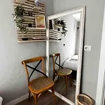 Location 3-floor With 6 Bedrooms 빌라 티라나