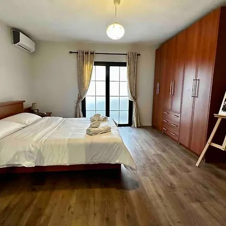 Location 3-floor With 6 Bedrooms Tiran