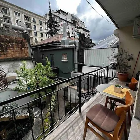 Location 3-floor With 6 Bedrooms Tiran