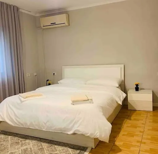 Вилла Location 3-floor With 6 Bedrooms *